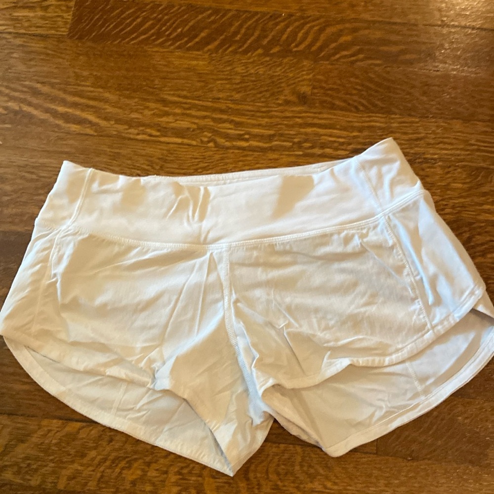 Lululemon size 4 white speed shorts